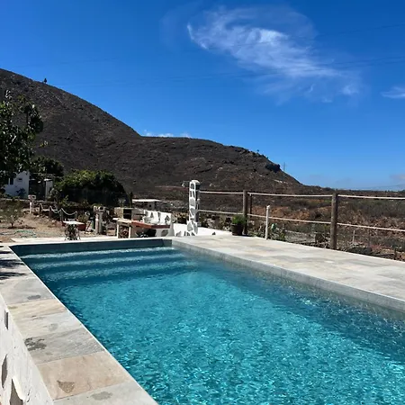 Tantulia La Casita Del Caballo